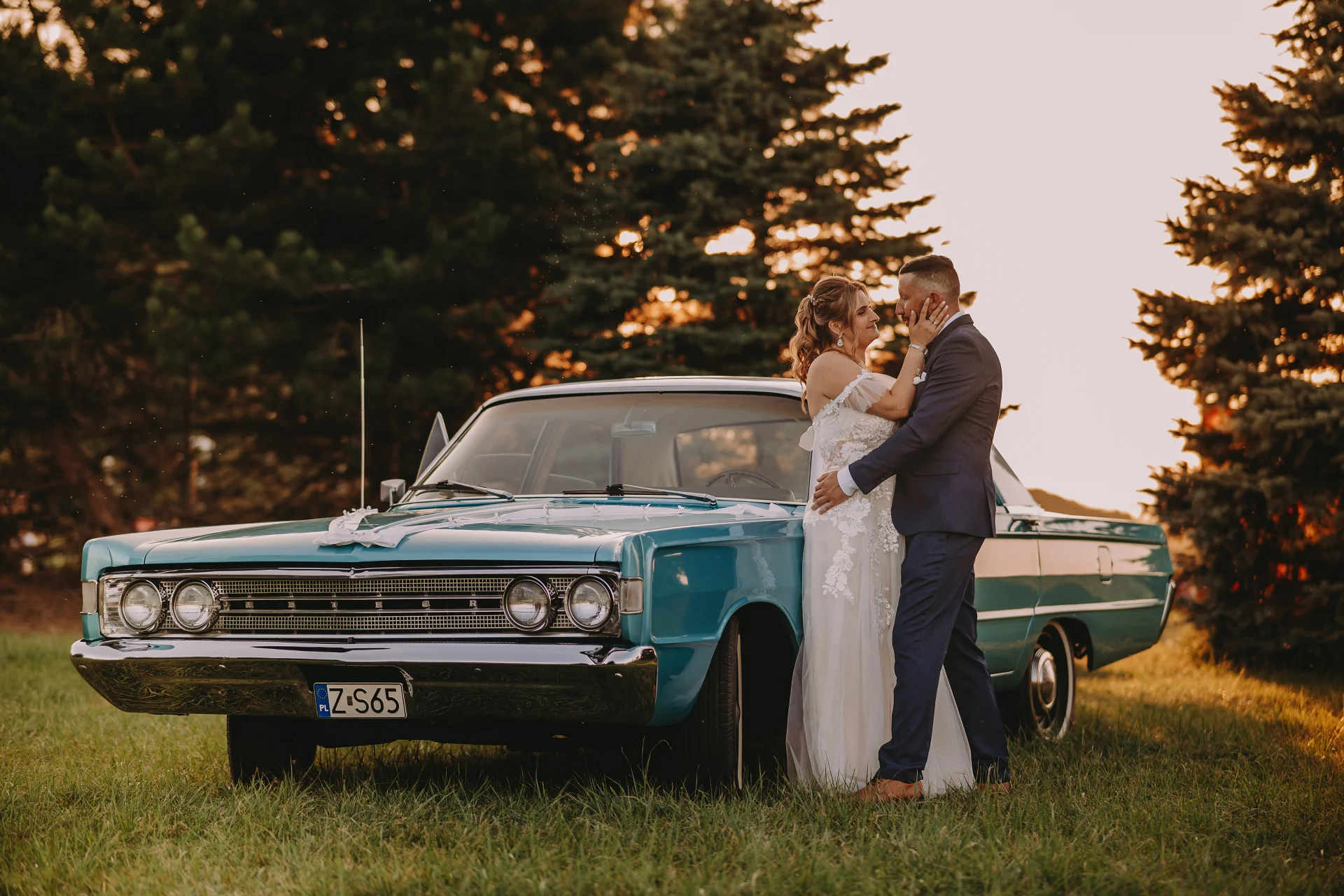 Sesja ślubna przy zachodzie słońca